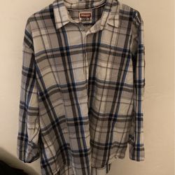 Wrangler Long Sleeve Button Up Size L