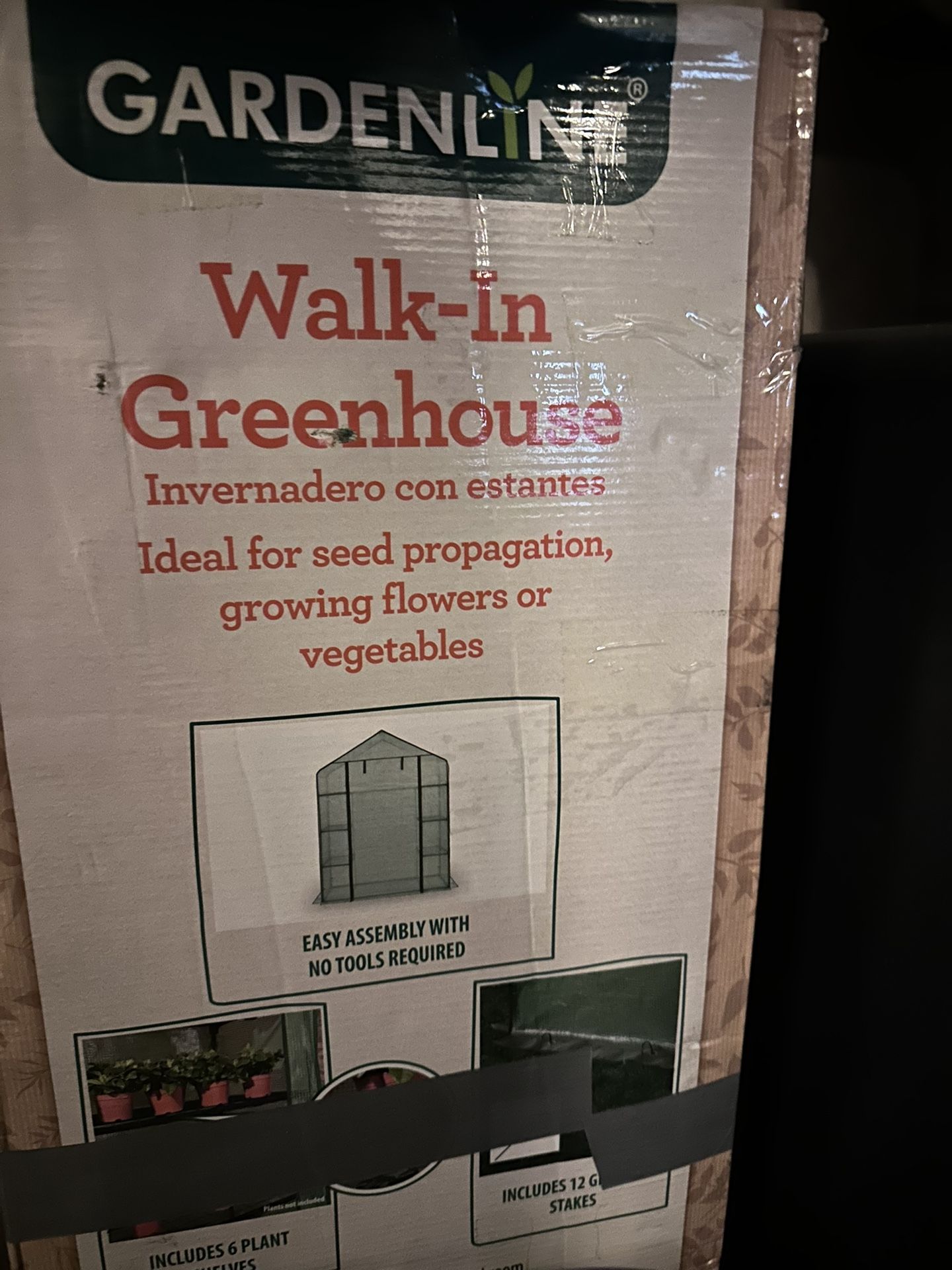 Wall-in Greenhouse