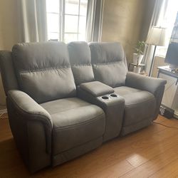 Sofa Couch Free Delivery 🚚 Ashley’s Electric Recliner 