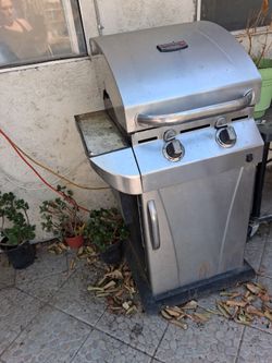 Char-Broil Commercial Stainless Steel Gas Grill