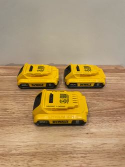 New Dewalt Batteries 20V 2AH $35 Each Cada Una