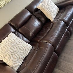 Leather 3pcs Sofas , Electric, Comfortable, In Good Conditions