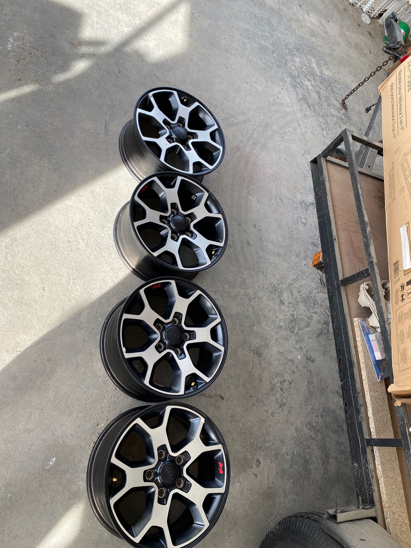 2019 jeep rubicon wheels
