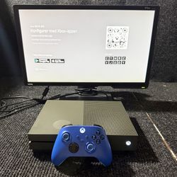 Xbox One S 1TB with Controller 
