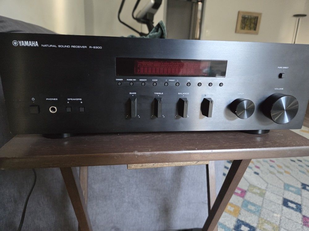 Yamaha Stereo Receiver Amplifier 
