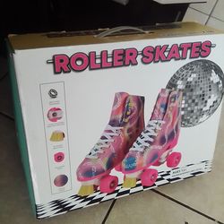 Roller Skates for Women's Size 7/8. Selling for $40. Bucks obo.