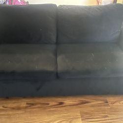 Black Pull-Out Sleeper Loveseat – Good Condition