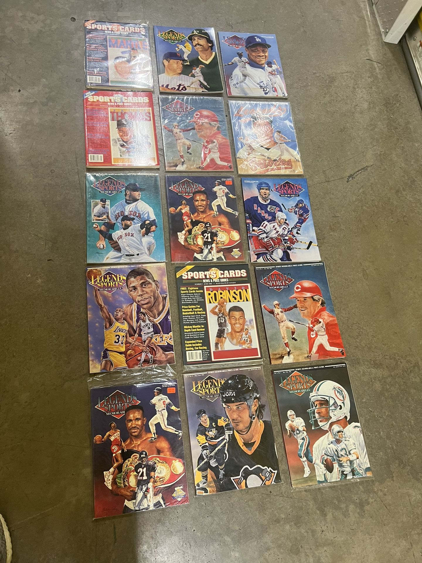 Vintage Card Magazine Lot WITH CARDS INSIDE