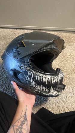 Venom Ruroc Helmet