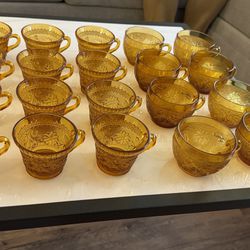 Vintage  Amber Glass Tea and Coffee Cups 1970s