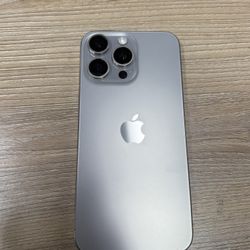 iPhone 15 Pro Max 256GB Natural Titanium