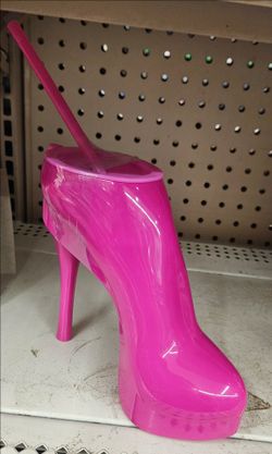 Tumbler with straw high heel