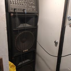 2 15 Inch Yamaha Speakers With Mackie Amplifier And Equalizer  Mixer  With Effects