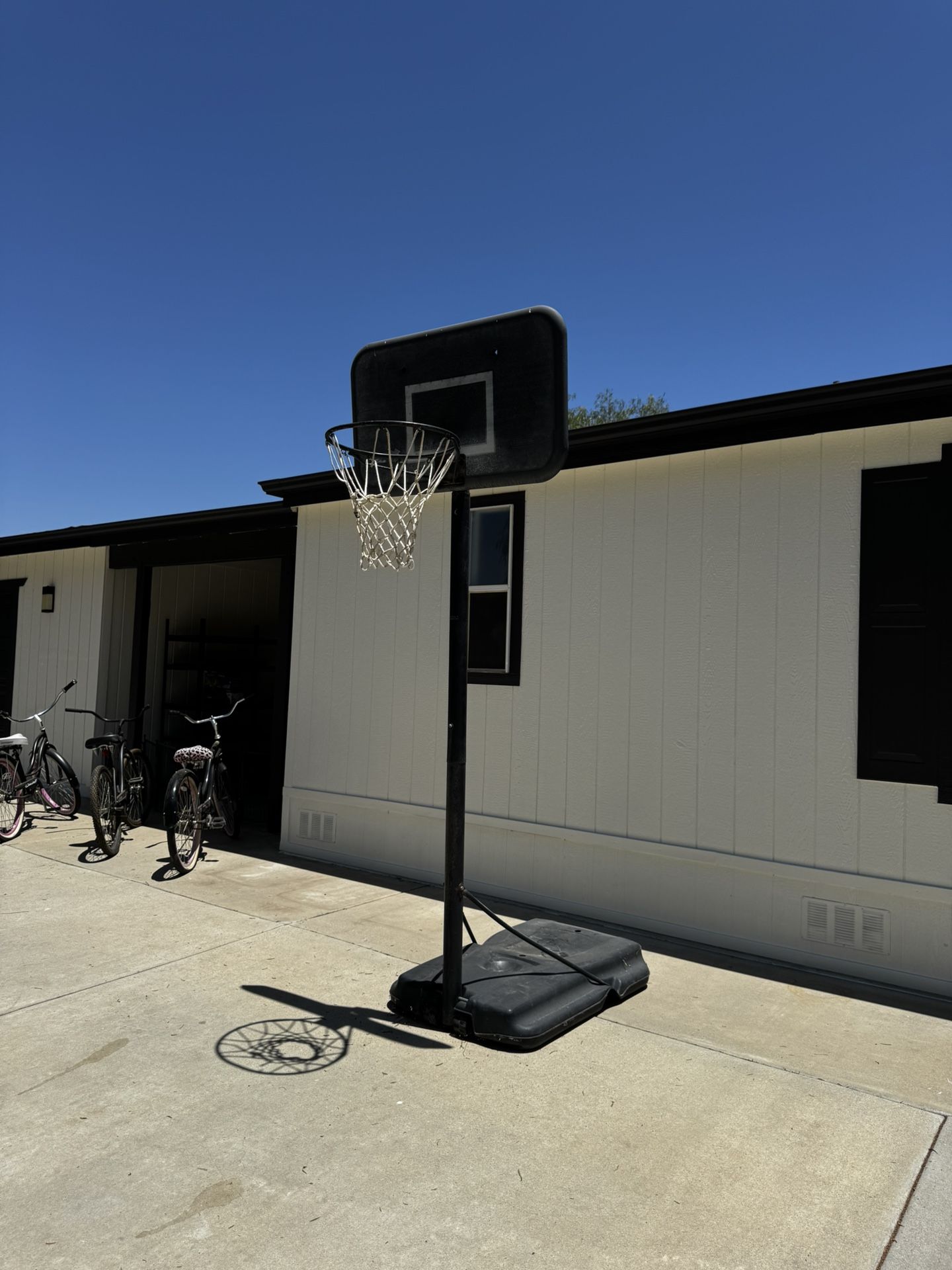 Basketball Hoop.