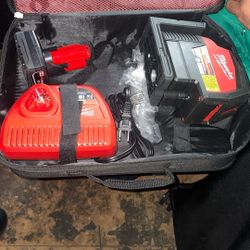 Milwallkee M 12 Fuel 