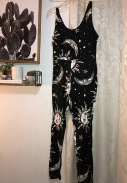 One Piece/ Romper (Moon & Sun) Size Large