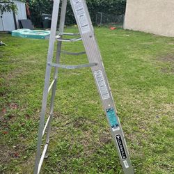 Louisville Ladder 6-ft Aluminum Step Ladder AS4006