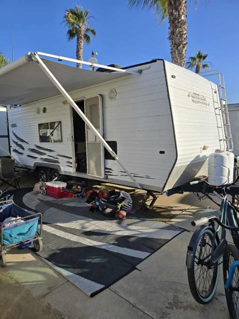 2005 Attidude Toy Hauler