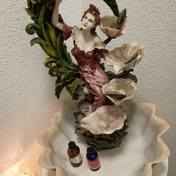 Vintage Water Fountain Doll Beautiful Works Has Its Pump Not The Table