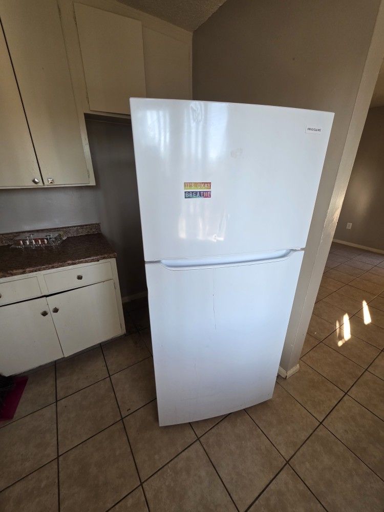 Frigidaire Refrigerator