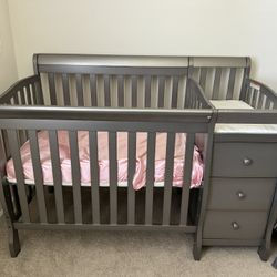 4 in 1 Crib