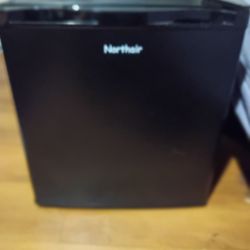 Mini fridge