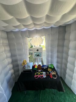 PHOTOBOOTH