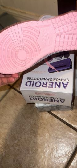 2.5Y dunks pink