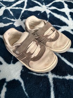 Stride rite toddler boy shoes size 6.5M