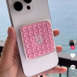 SET) Dior attached phone accessory octobuddy pink