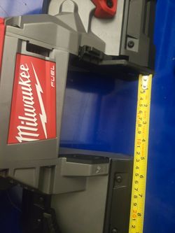Milwaukee fuel ban saz