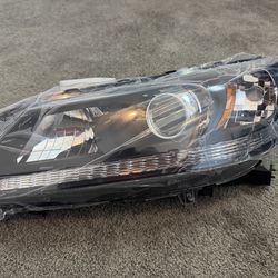 Head light brand new for Honda accord 2013-2015 driver side