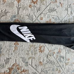 Nike Women Leggings 