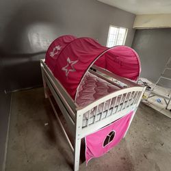 Little Girls Bed 