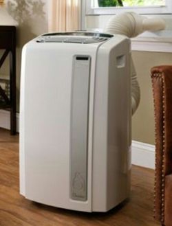 DeLonghi 14.000 BTU Refurbished Cooling Capacity Portable Air Conditioner Include Heat Pump