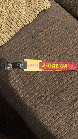 Escape 2 Day Pass
