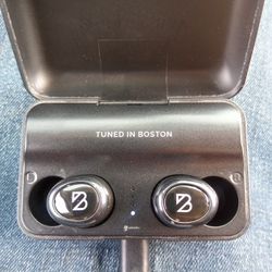 EARBUDS (BACK BAY)