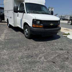 2012 Chevy Express 3500 6.0 