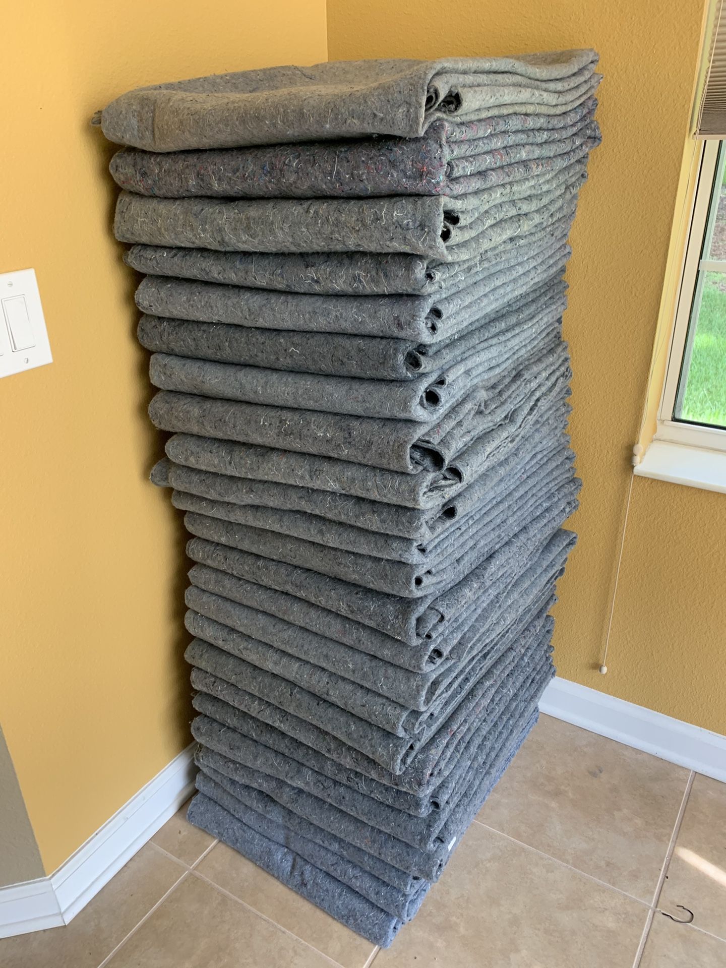 UHaul Moving Blankets for Sale in Clearwater, FL OfferUp