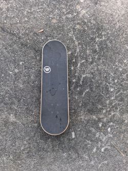 Skateboard