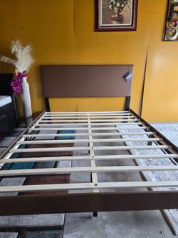 BED FRAME BRAND NEW WITH MATRESS AND BOXPRING GOOD CONDITION