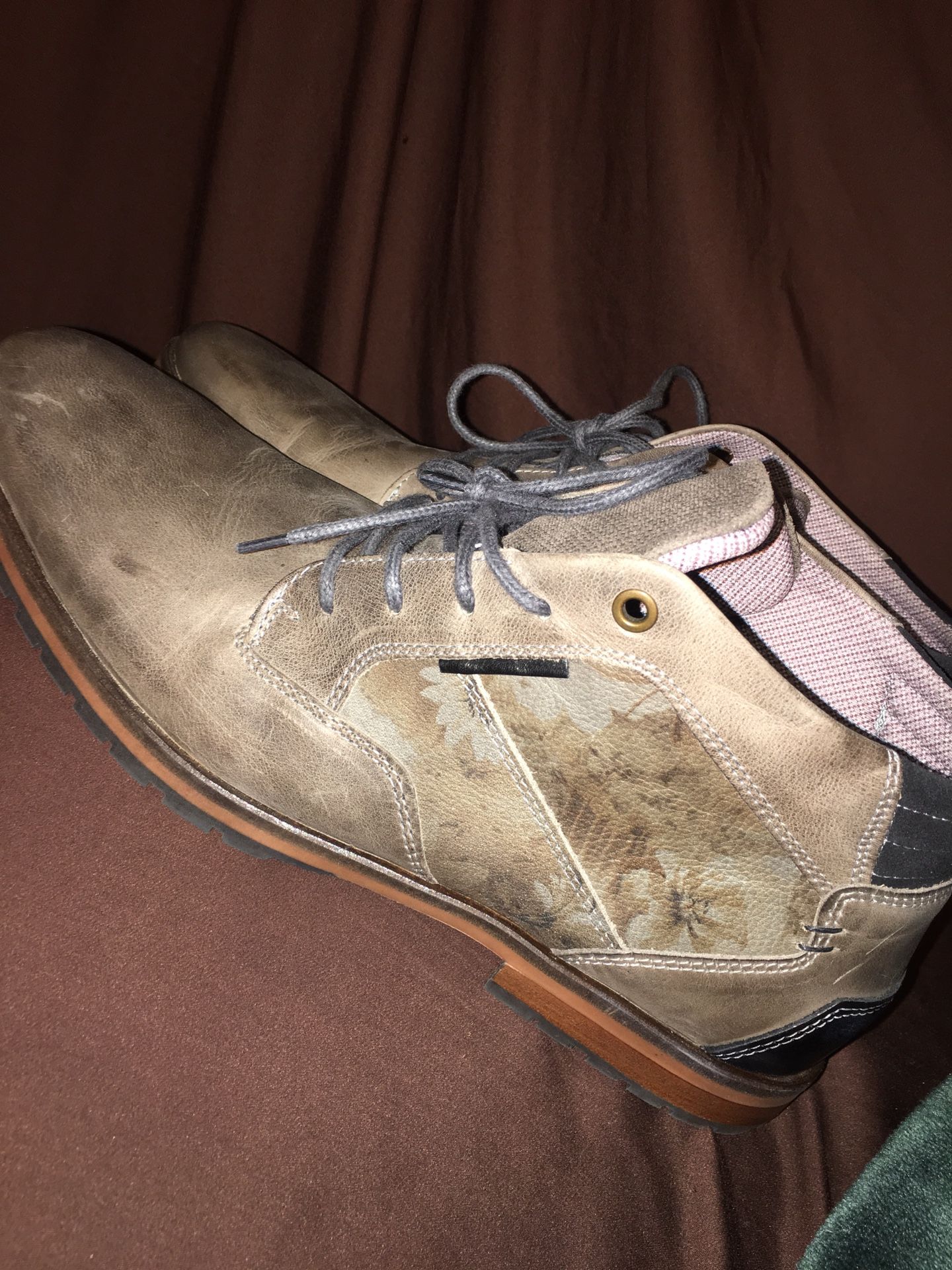 Steve Madden boots ,size 12 , nice to go with outfits , never worn