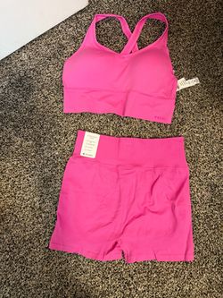 VS PINK size medium new set