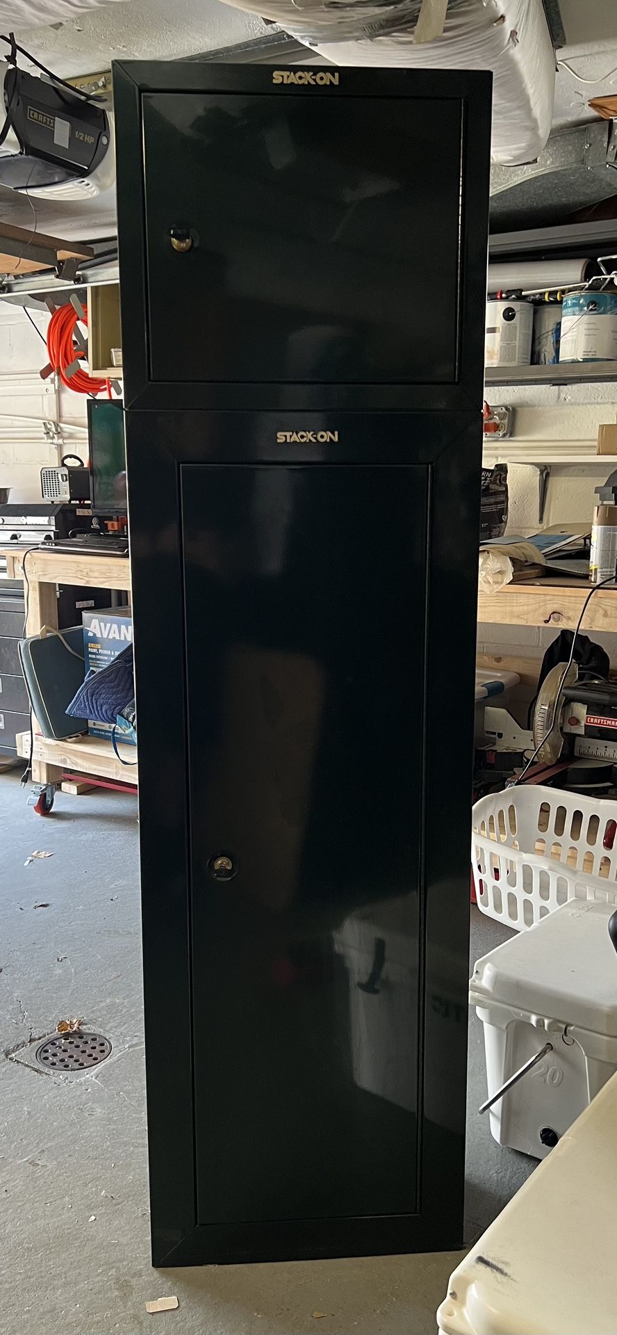 Stack On 8 Gun Security Cabinet