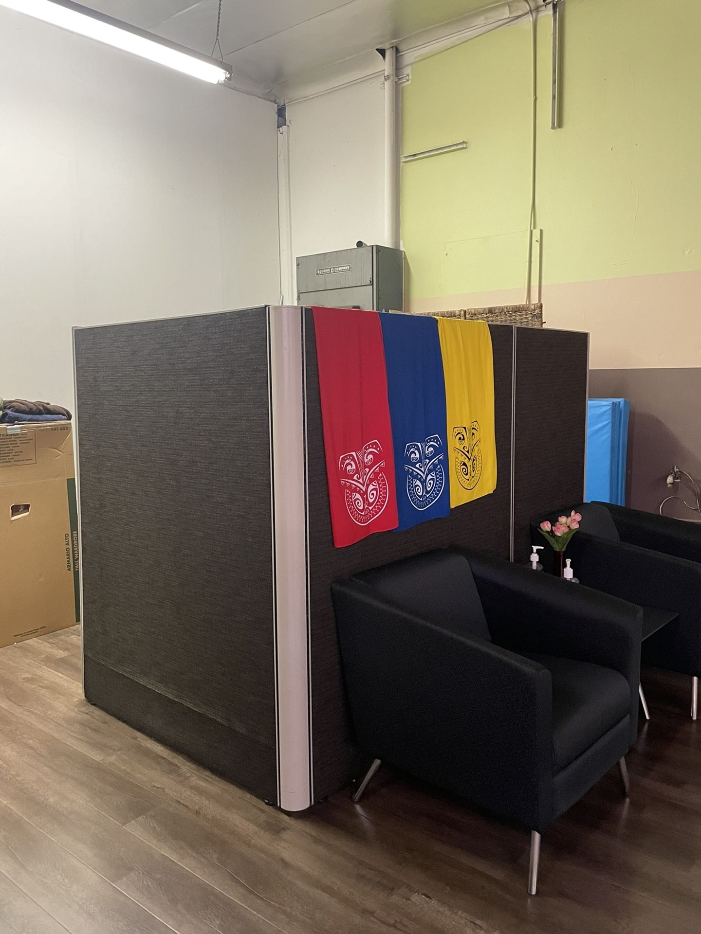 Office Cubicle - Great Condition!