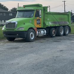 2005 Freightliner 