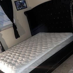 Queen Bed Frame 