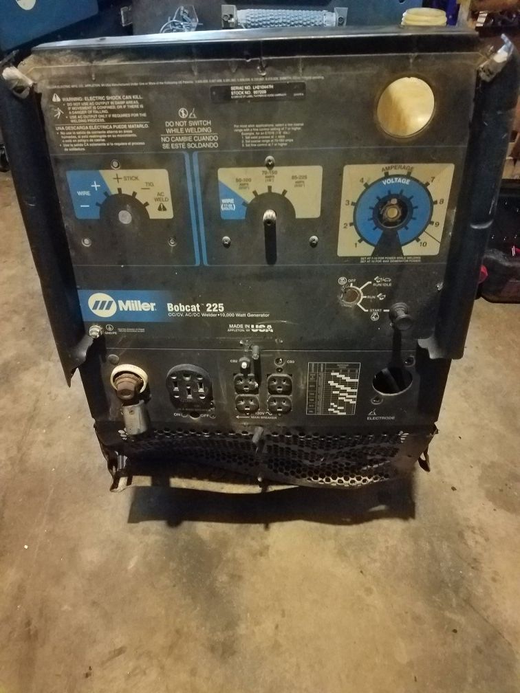 Miller Bobcat 225 FOR PARTS