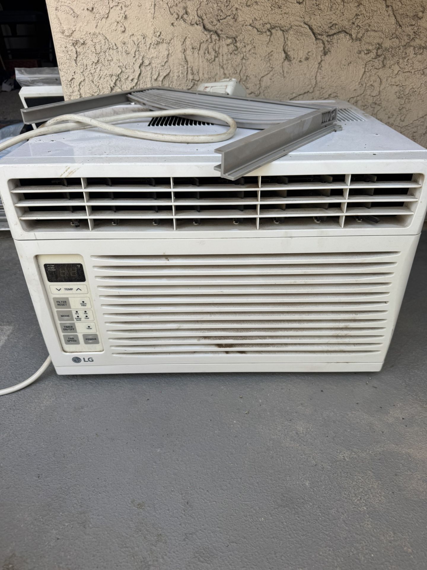 LG Air Conditioner
