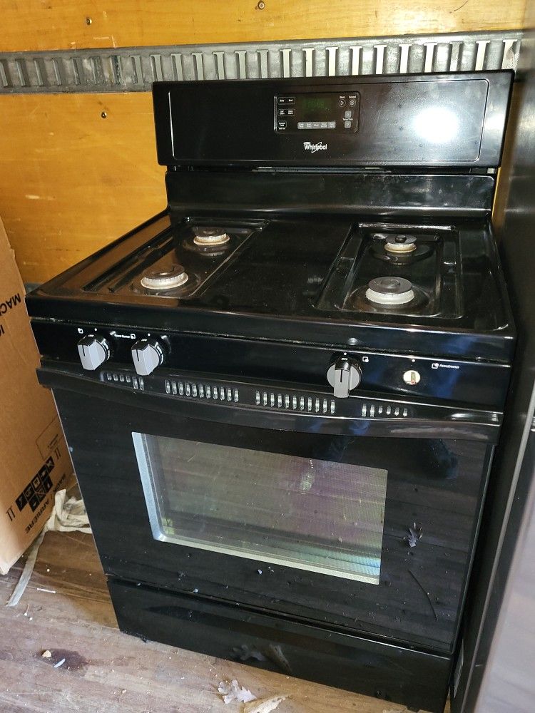 Whirlpool  Gas Range